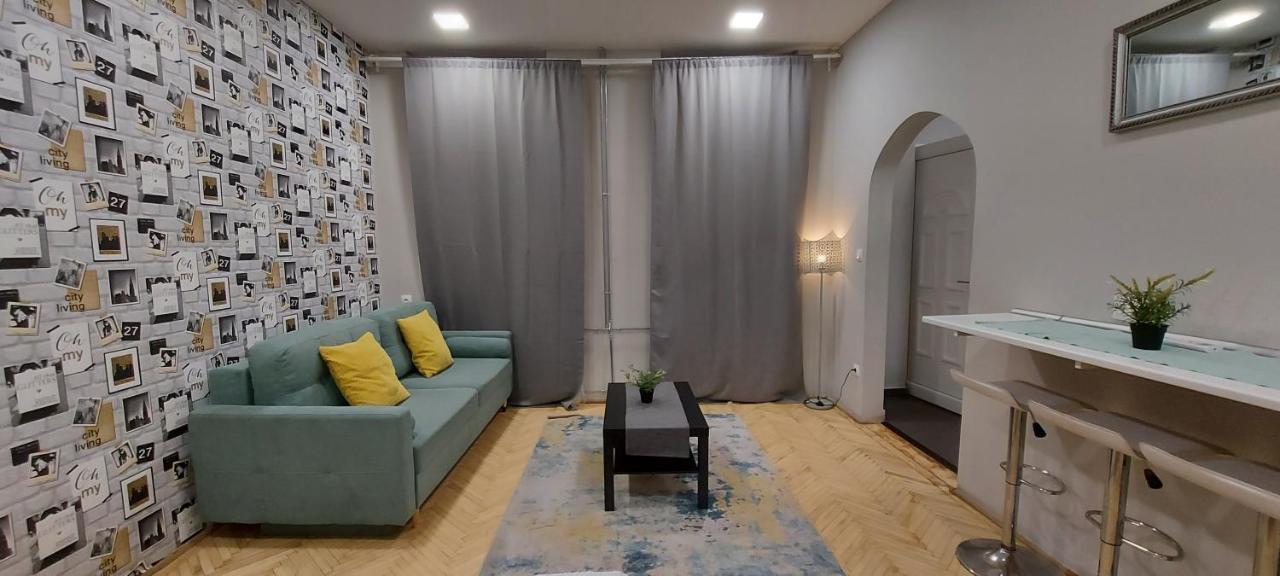 Studio 4 Apartment In The Party District Budapest Exterior photo